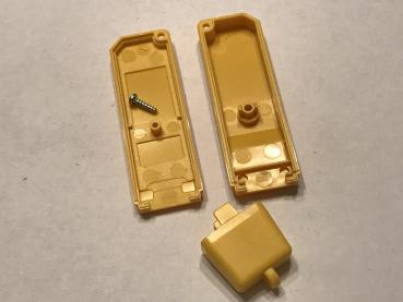 USB-Steckergehäuse-Gelb