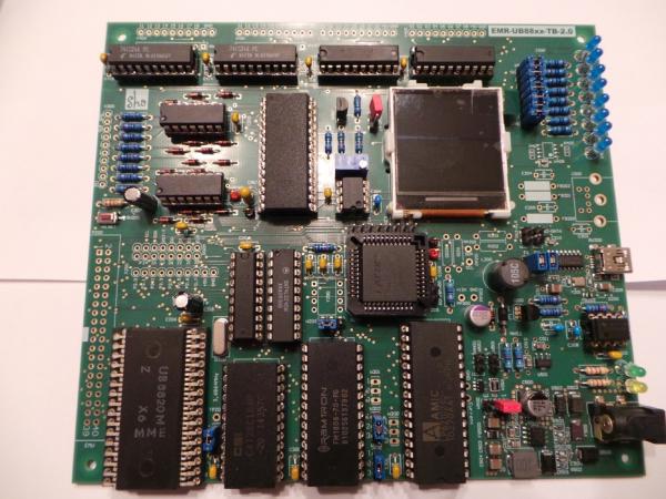 aufgebaute EMR-UB88xx-TB2 Version